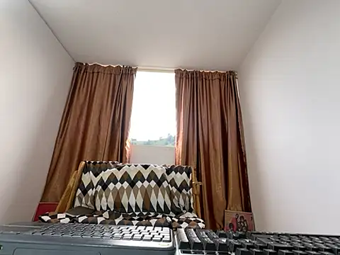 Snapshot of Malkon_Big chatting on November 2025 09:42:02 PM Malkon Big online show from November 2025 09:42:02 PM