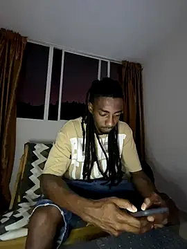 Snapshot of Malkon_Big chatting on December 2025 08:59:02 PM Malkon Big online show from December 2025 08:59:02 PM