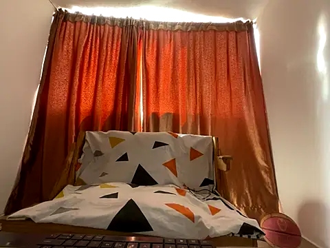 Snapshot of Malkon_Big chatting on December 2025 03:55:01 PM Malkon Big online show from December 2025 03:55:01 PM