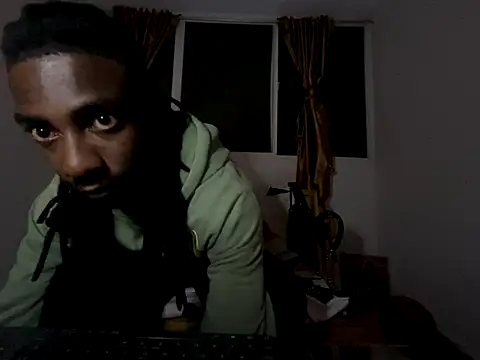 Snapshot of Malkon_Big chatting on December 2025 05:06:02 AM Malkon Big online show from December 2025 05:06:02 AM