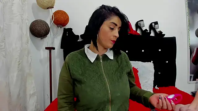 karenlennox1 online show from September 2025 12:39:01 AM