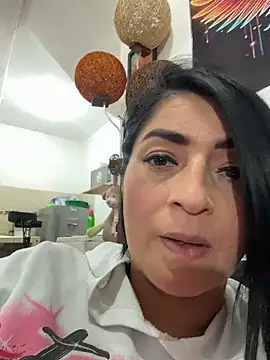 karenlennox1 online show from January 2026 10:24:01 PM