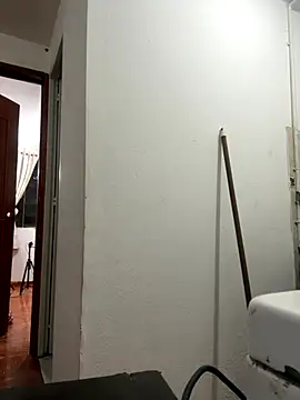 karenlennox1 online show from November 2025 01:31:02 AM