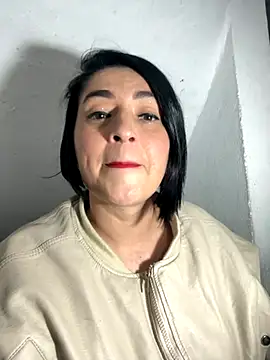 karenlennox1 online show from November 2025 01:43:01 AM