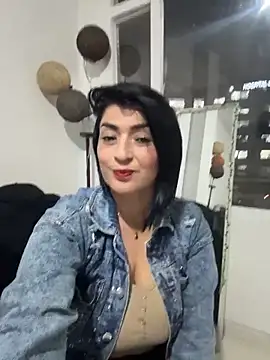 karenlennox1 online show from February 2026 11:59:02 PM