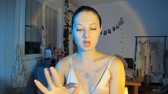 Jenny darling love online show from November 2025 08:23:01 PM