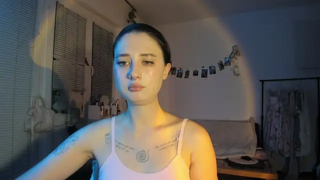 Jenny darling love online show from September 2025 06:36:01 PM