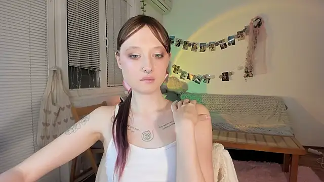 Jenny darling love online show from January 2025 07:45:01 PM