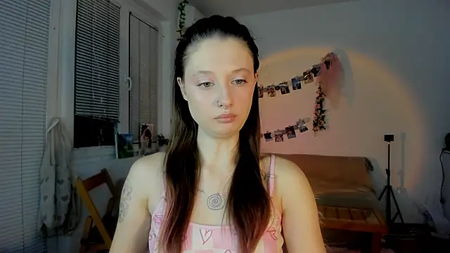 Jenny darling love online show from February 2025 07:10:01 PM