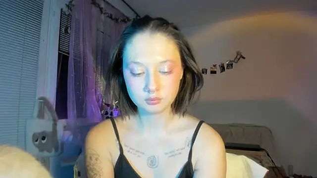 Jenny darling love online show from February 2026 07:57:01 PM