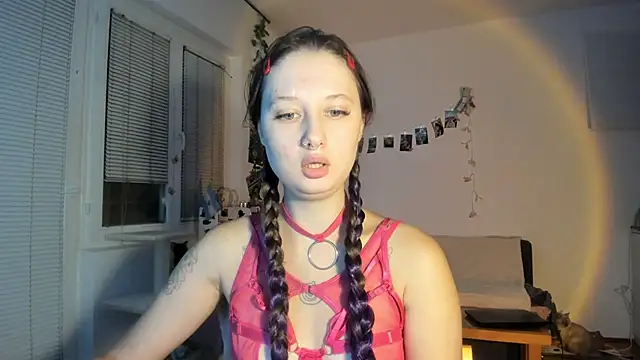 Jenny darling love online show from November 2025 07:07:02 PM