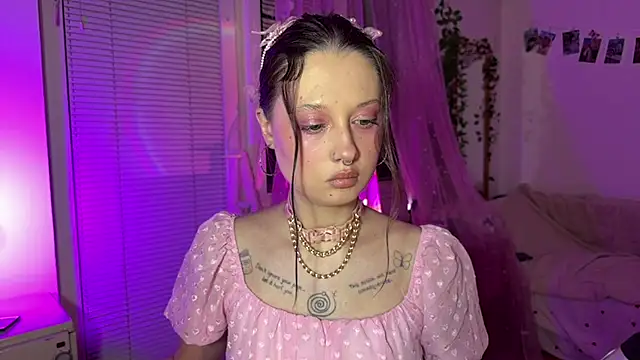 Jenny darling love online show from May 2026 07:46:02 PM