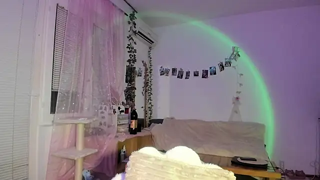 Jenny darling love online show from November 2025 07:28:01 PM