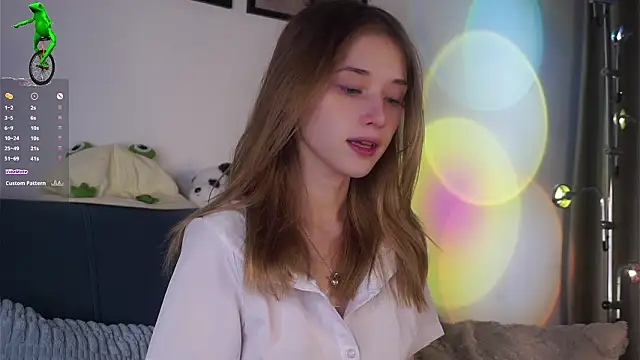 EdlinHargus online show from February 2026 01:45:01 AM