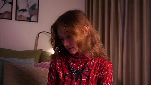 EdlinHargus online show from November 2025 01:21:02 AM