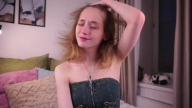 EdlinHargus online show from November 2025 01:10:02 AM