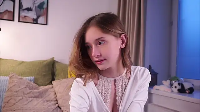 EdlinHargus online show from November 2025 02:12:01 AM