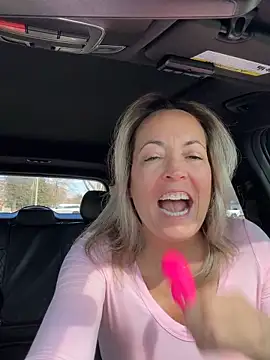 Cherry-red-xo online show from March 2026 05:17:01 PM