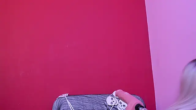 Kate bunny  online show from October 2025 11:43:02 AM