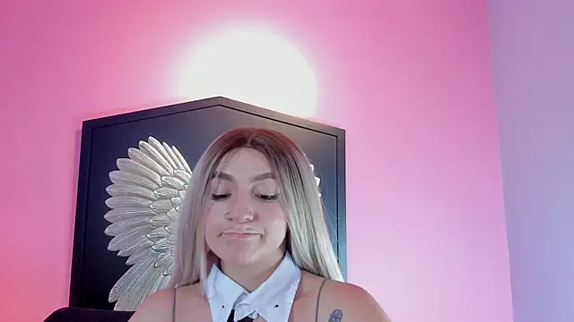 Kate bunny  online show from December 2025 11:36:02 AM