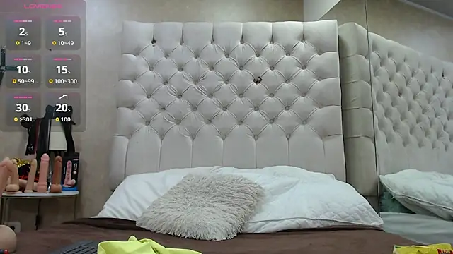 La Crespa x online show from November 2025 01:03:01 PM