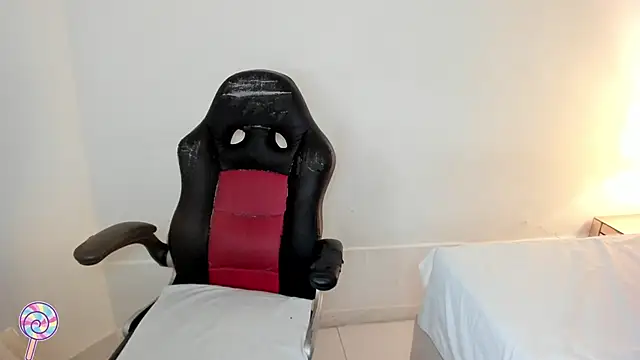 sagitariuus girll online show from April 2026 04:51:01 AM