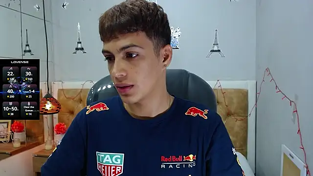 Snapshot of SkinnyBoy_ chatting on March 2025 12:02:02 PM SkinnyBoy online show from March 2025 12:02:02 PM