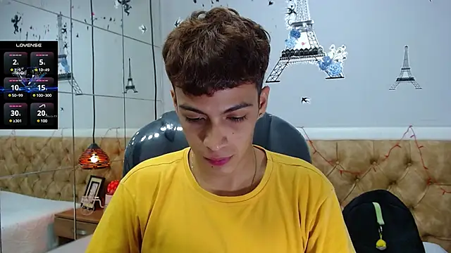 Snapshot of SkinnyBoy_ chatting on March 2025 01:38:02 PM SkinnyBoy online show from March 2025 01:38:02 PM