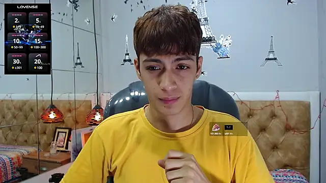 Snapshot of SkinnyBoy_ chatting on February 2025 12:16:02 PM SkinnyBoy online show from February 2025 12:16:02 PM