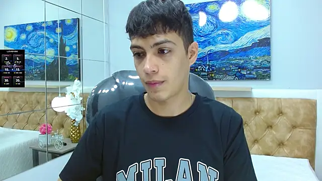 Snapshot of SkinnyBoy_ chatting on October 2025 12:48:02 PM SkinnyBoy online show from October 2025 12:48:02 PM