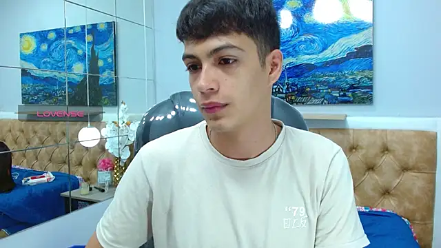 SkinnyBoy  online show from November 2025 01:16:02 PM