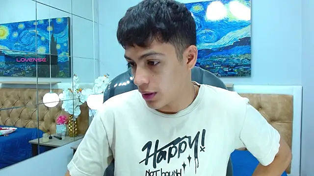 SkinnyBoy  online show from November 2025 12:31:01 PM