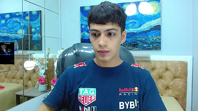 SkinnyBoy  online show from December 2025 12:33:01 PM