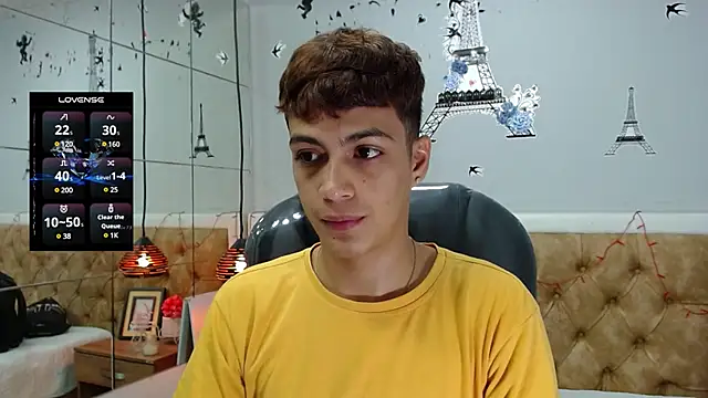 Snapshot of SkinnyBoy_ chatting on March 2025 12:28:02 PM SkinnyBoy online show from March 2025 12:28:02 PM