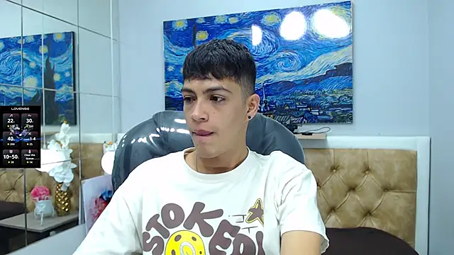 Snapshot of SkinnyBoy_ chatting on October 2025 01:13:01 PM SkinnyBoy online show from October 2025 01:13:01 PM