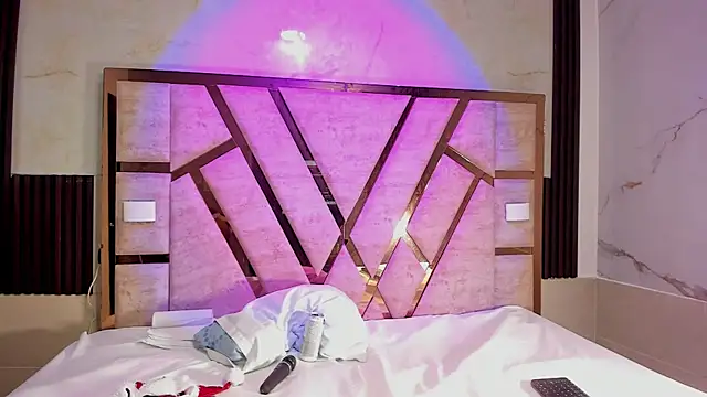 molly sweetee online show from December 2025 01:49:02 AM