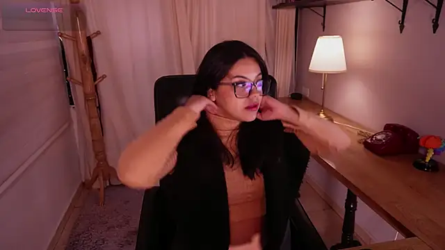 Sophia wilsonn  online show from November 2025 11:37:01 AM