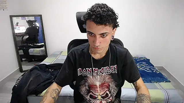 present the magic online show from December 2025 07:59:02 PM