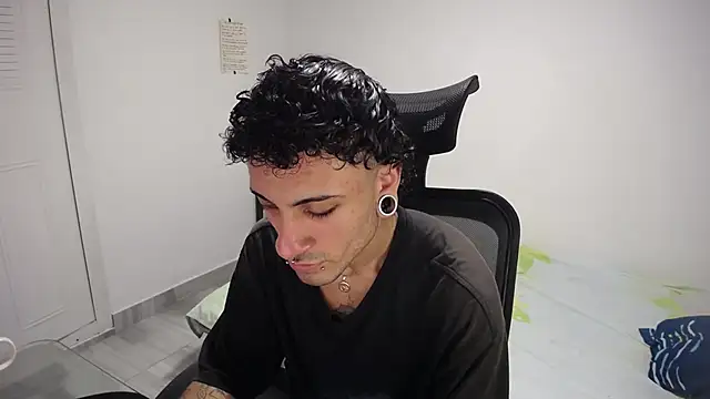 present the magic online show from January 2026 08:12:02 PM