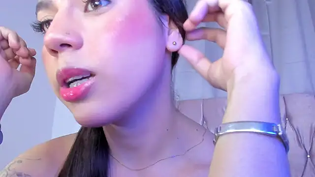 Snapshot of Ashley_piinkk_ chatting on March 2025 06:49:01 AM Ashley piinkk  online show from March 2025 06:49:01 AM