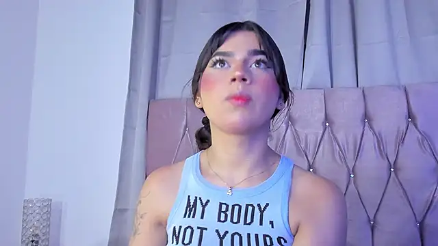 Snapshot of Ashley_piinkk_ chatting on February 2025 10:59:02 AM Ashley piinkk  online show from February 2025 10:59:02 AM