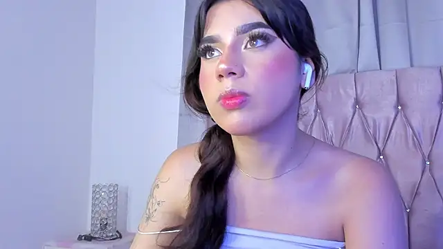 Snapshot of Ashley_piinkk_ chatting on March 2025 04:14:01 AM Ashley piinkk  online show from March 2025 04:14:01 AM