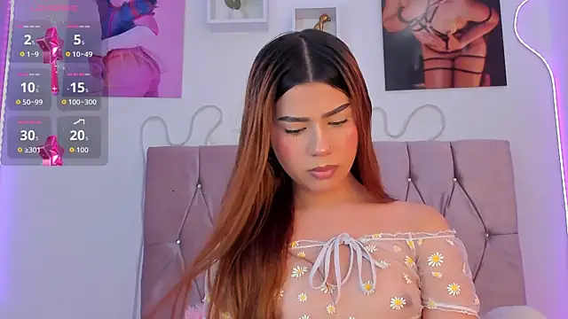 Ashley piinkk  online show from November 2025 01:47:01 PM