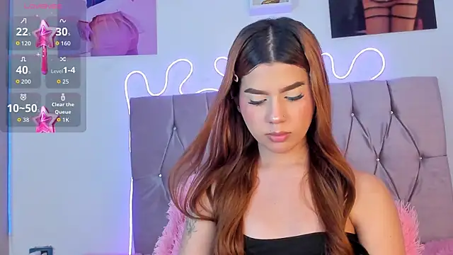 Snapshot of Ashley_piinkk_ chatting on September 2025 12:01:02 PM Ashley piinkk  online show from September 2025 12:01:02 PM