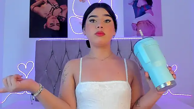 Ashley piinkk  online show from May 2026 06:50:01 AM