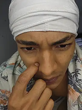 Jhonyblack 1 online show from April 2026 12:19:02 PM