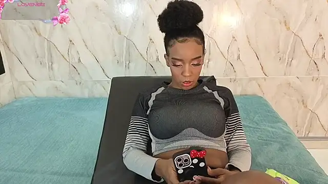 Georgis  online show from November 2025 08:09:02 PM