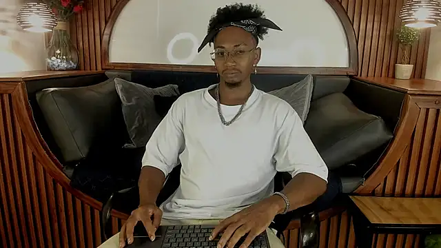 JamalMyst online show from April 2026 07:38:02 PM