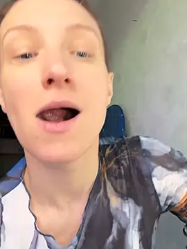 UmaTruewoman online show from November 2025 07:12:02 AM