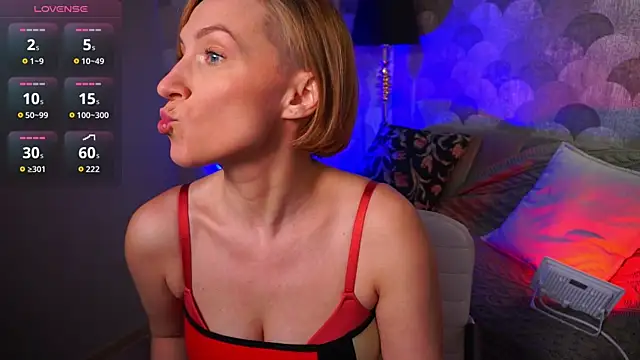 UmaTruewoman online show from October 2025 05:40:01 AM